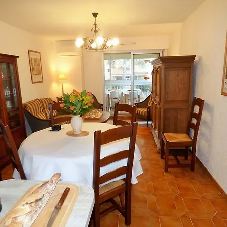 Refait A Neuf ! 2 Chambres, 200m De La Plage, Commerces,restaurants, A Pieds. Lejlighed *